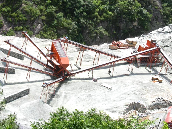 沙粒石可以制砂嗎？時產(chǎn)100噸的移動制砂機有嗎