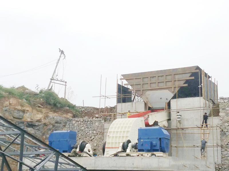 錘破制沙機(jī)的型號參數(shù)，出料多大